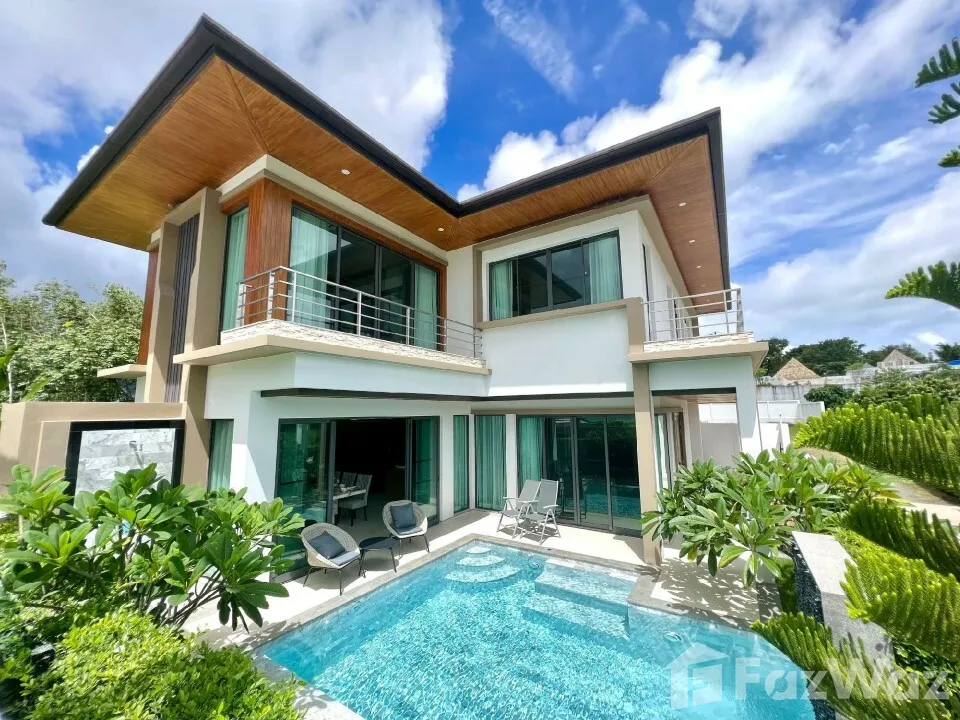 Villa Exterior